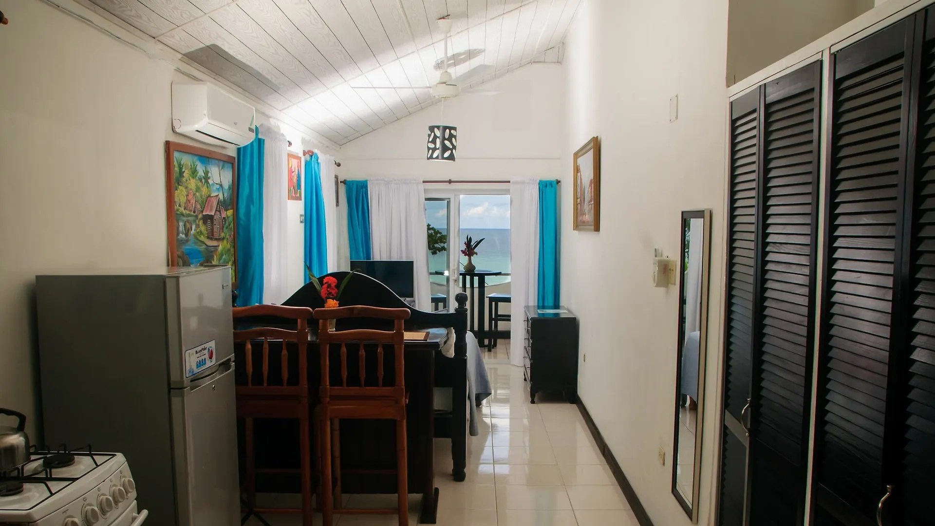 Firefly Beach Cottages Negril